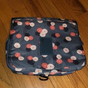 Travel Hanging Toiletry Bag
